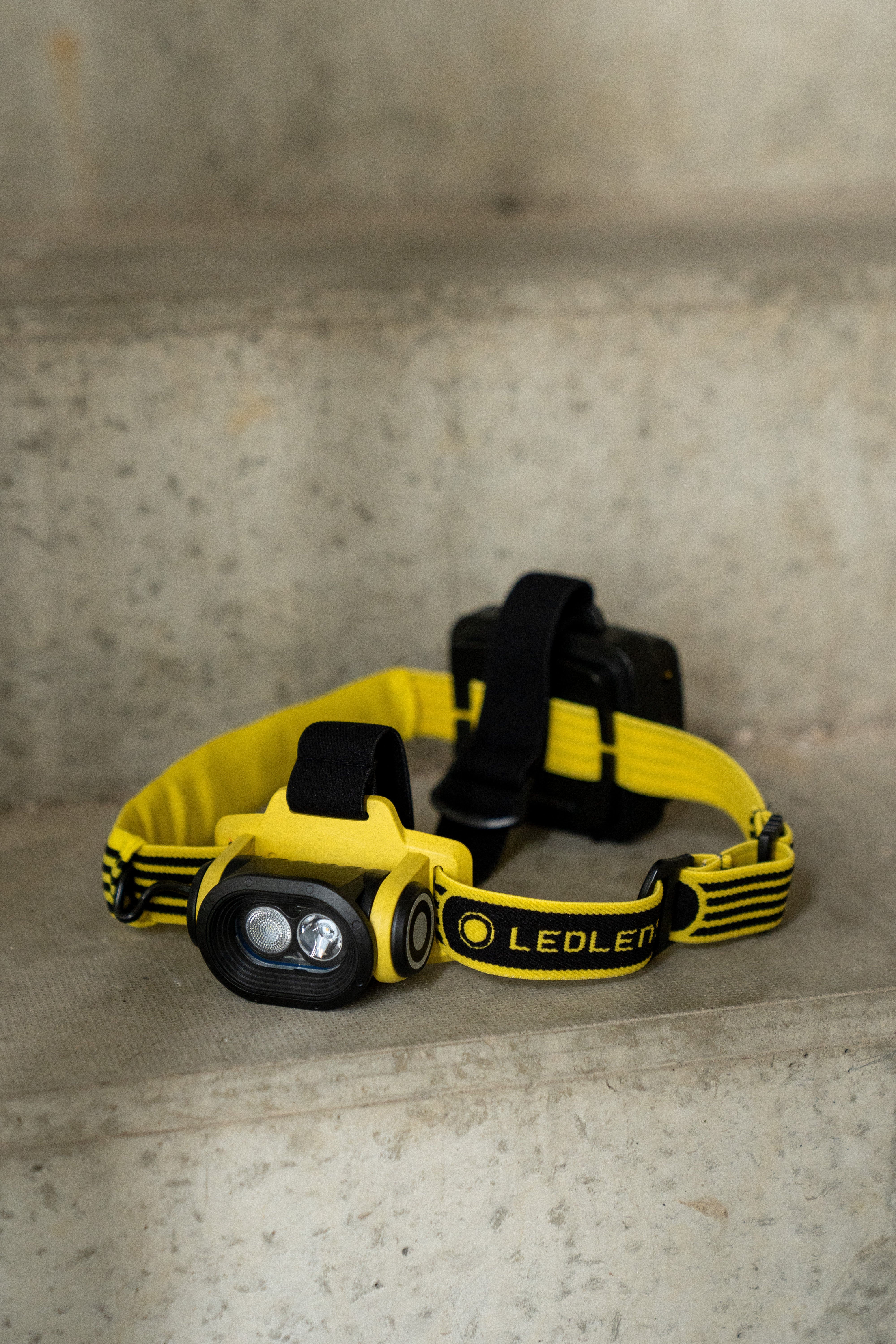 EXH6R Headlamp