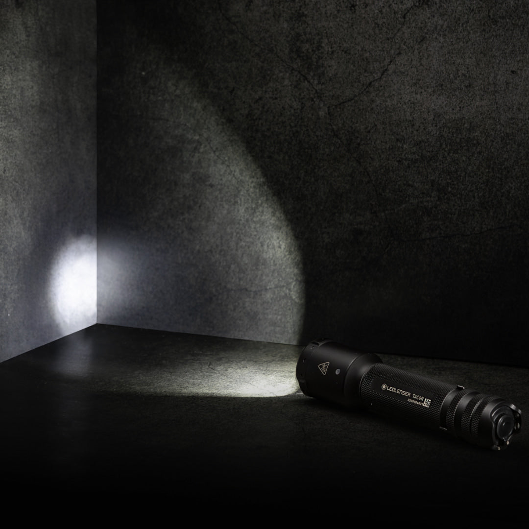 TAC6R Torch + Outdoor Set